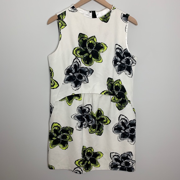 Milly Dresses & Skirts - MILLY floral dress